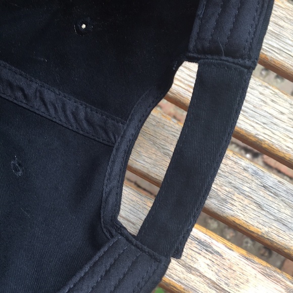 JH full 6 panel black baseball style hat adjustable back strap cap - Picture 8 of 9